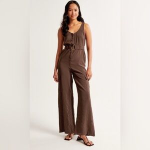 Abercrombie & Fitch Draped Utility Jumpsuit in Brown – Size Small